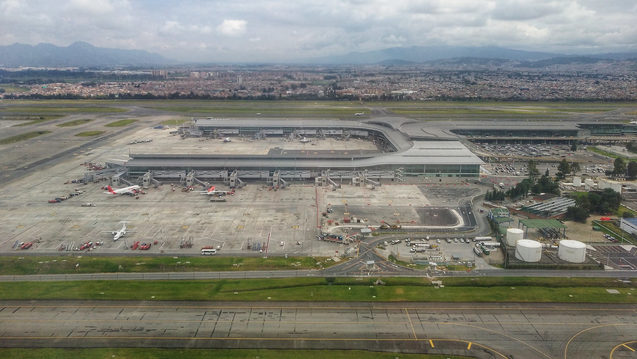 Aeropuerto Internacional «El Dorado» en Bogotá será el primero en utilizar un sistema «Windshear»