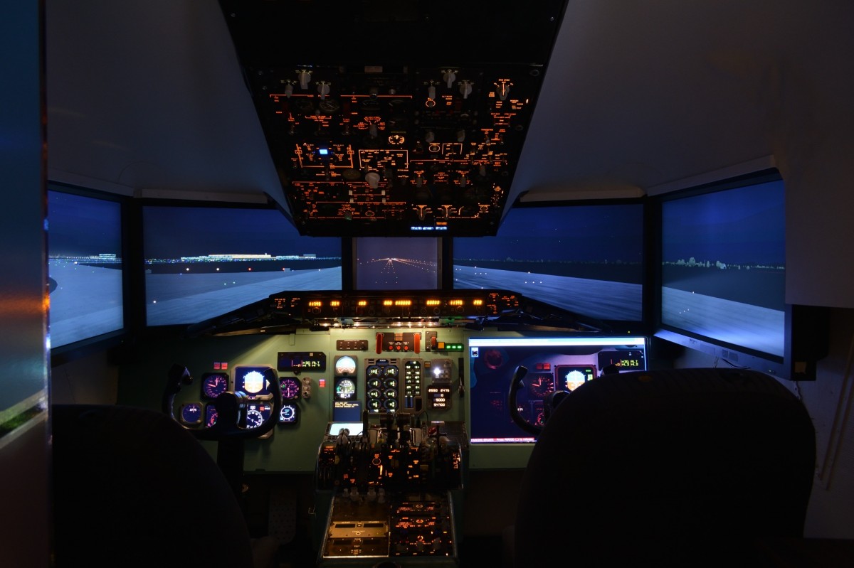 The importance of studying and conducting simulators for pilots